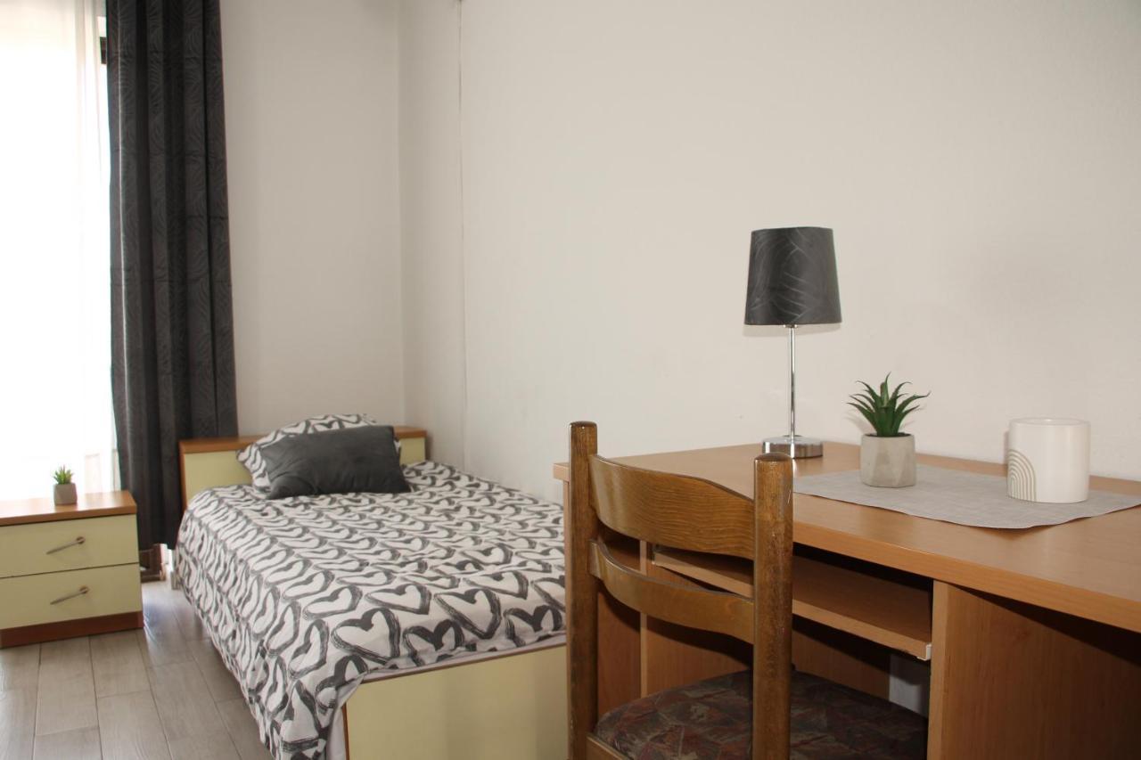 Motel "Tri Lovca" Knin Dış mekan fotoğraf