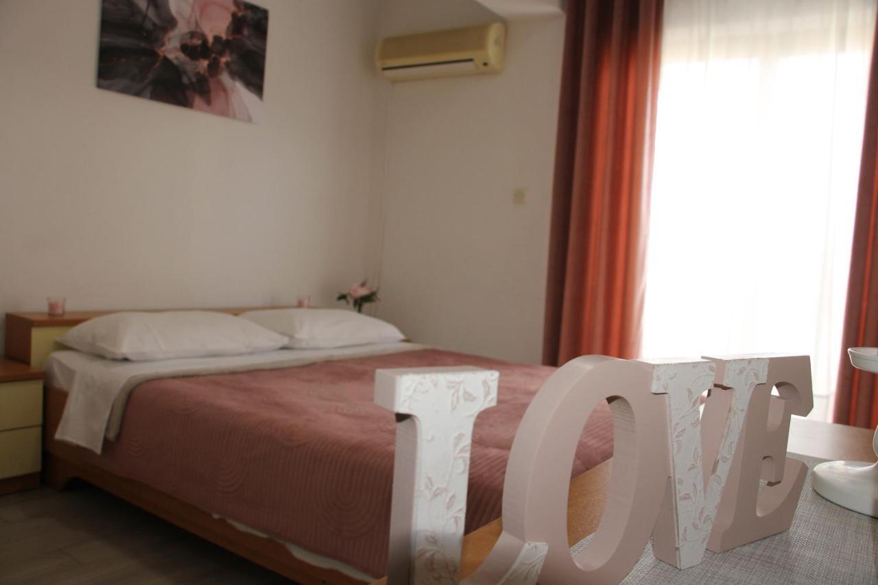 Motel "Tri Lovca" Knin Dış mekan fotoğraf
