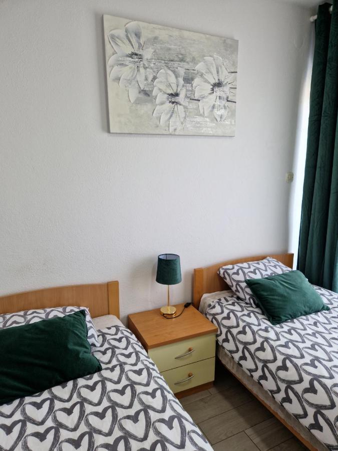 Motel "Tri Lovca" Knin Dış mekan fotoğraf