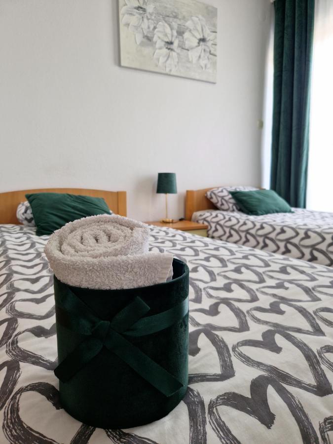 Motel "Tri Lovca" Knin Dış mekan fotoğraf