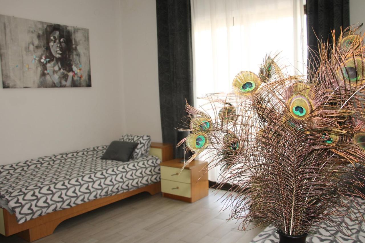 Motel "Tri Lovca" Knin Dış mekan fotoğraf