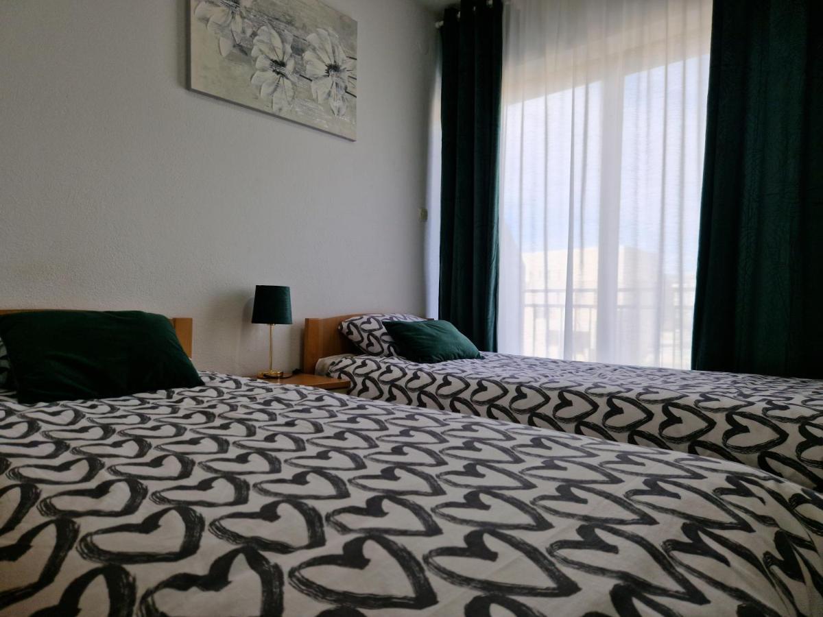 Motel "Tri Lovca" Knin Dış mekan fotoğraf